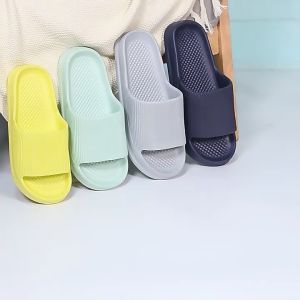 รองเท้าแตะ สบายนอก ห้องน้ำ รองเท้าแตะ หนาลื่น พื้นฤดูร้อน คู่รองเท้าแตะ