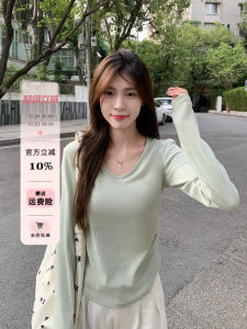 Mint Green V-Neck Base Shirt Women Early Spring Pure Desire BM Pleated Inner T-Shirt Whitening Low Neck Top Korean Style Loose Fit