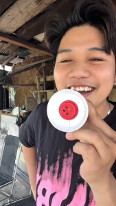 Móc khóa mini hình loa phóng thanh phát tiếng báo động