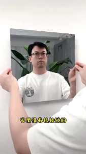 5ชิ้น ชุดกระจกอะครีลิค / กระจกเงาสี่เหลี่ยมจัตุรัสความละเอียดสูงพร้อมกาวในตัว / กระจกอะครีลิค DIY แบบยืดหยุ่น / กระจกเต็มตัว / สติ๊กเกอร์ติดผนังแบบหนา นุ่ม ไม่แตก กระจกติดผนังสะท้อนแสง ของตกแต่งบ้านในห้องนั่งเล่น ขนาด 20*20/30*30 ซม.