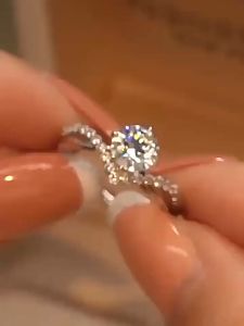 Chard Wake Cincin Wanita Original Berlian Perhiasan 1 Karat Lapisan Emas Dapat Diatur Pertunangan GRA Womens Rings