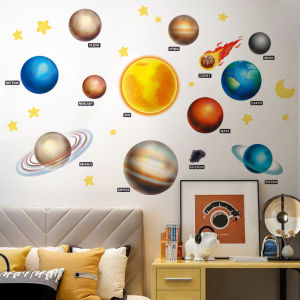 ระบบพลังงานแสงอาทิตย์ Starry Night Sky Universe Self-adhesive Wall Decals นักบินอวกาศเด็กห้องนั่งเล่นโรงเรียนประถมศึกษาห้องเรียน Decor