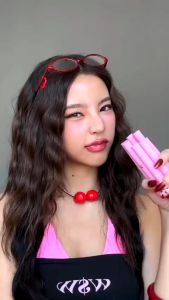 LA GLACE MELTED SUNDAE LIP CLICK ลิปไอติม ลากลาส ลิปบาล์ม ลิปกด ปากฉ่ำ ชุ่มชื้น ลิปคลิก