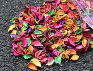 500G Potpourri Pewangi Perfume Doorgirft Hantaran /DIY Decoration Hantaran Design /DIY Leaves /Aroma Wangi Daun Kering Hiasan Cenderahati Dry Leaf Potpourri Petal Wedding /Wedding Decoration Party /Scented Potpourri /Pewangi Perfume Doorgirft Hantaran.