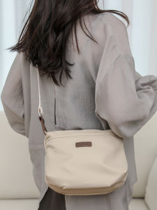 New 2025 Oxford Cloth Canvas Womens Crossbody Bag Casual Nylon Fabric Shoulder Bag for Middle-Aged Mothers Leisure Handbag