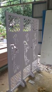 VÁCH NGĂN HUCHU CÂY TRÚC MÀU SẮC TRẮNG NGÀ CHẤT LIỆU GỖ NHỰA COMPOSITE CAO CẤP DI ĐỘNG TIỆN LỢI (Mua ít nhất 1 tấm)