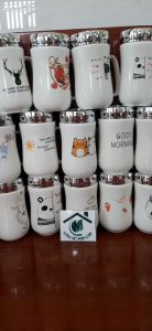 Ca sứ uống nước hình dễ thương có nắp kính có thể soi được (Giao mẫu ngẫu nhiên)