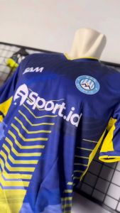 Jersey Sepak Bola Futsal Custom Desain Geometris Warna Biru dengan Logo Sponsor - SSBW41