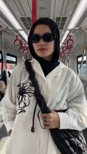 LITTLE DAISY | HOBO Puffy Bag / Tas Tote Bag Puffy / Tas Selempang Bahu Polos Korean Style / Tas Empuk Carlyn Bag Korean Bag / Tote Bag Wanita