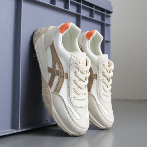 Large Size Womens Comfortable Soft Bottom Sports Shoes Fashionable Travel Anti-slip Beijing Old Style Shoes Cross Strap Loose Style Mesh Inner