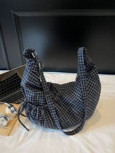 Korean Style Large Capacity Solid Color Plaid Tote Bag Womens Lazy Casual Commuter Single Shoulder Crossbody Bag Trendy