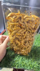 Basreng chili oil extra daun jeruk pedas dan original cikruh
