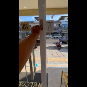 คุณลองหัวอ่านเครื่องควบคุมประตูราคาถูกวัน AR-721HV3 รุ่นของคอมได้ที่ 321cm