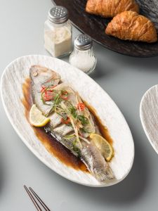 Nordic Style Large Size Ceramic Fish Plate: A High-End Home Use Dishwasher Safe Elegant Design Adult Dinnerware