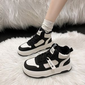 รองเท้ากีฬาผู้หญิง Three Happiness ฤดูหนาว บุขนแกะ หนังแท้ รองเท้าส้นหนา ทรงลำลอง สไตล์นักเรียน รองเท้ากีฬา รองเท้าบู๊ตหุ้มข้อสูง