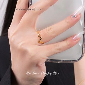 HANXIUNI | Deluxe Minimalist Designer Ring Square Wave Design