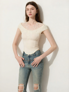 D-PLAY | Sweet Lace V-Neck Irregular Lace-Up Blouse