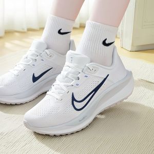 Nike | Giày Chạy Bộ Thoáng Khí Đệm Mềm