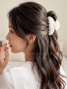 PINK EMPRESS | White Acrylic Fine Hair Suitable Elegant Clip