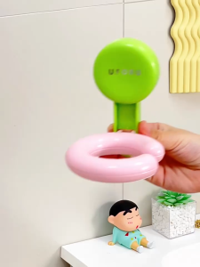 UFORU ที่วางไดร์เป่าผมชั้นวางของในห้องน้ํา ชั้นเก็บไดร์เป่าผม ชั้นเก็บไดร์เป่าผม แบบติดผนัง ชั้นเก็บของในห้องน้ํา แบบไม่เจาะรู DD2456-1