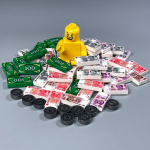 MOC Small Particle Blocks People Hold RMB Coin 1x2 Money Game Paper Money Kuna Plastic Toys Building Blocks Compatible with Lego