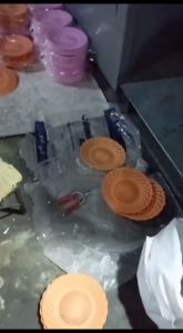 Piring Anyaman Plastik Serbaguna & Piring Rotan Plastik 24cm: Fungsionalitas & Keunggulan