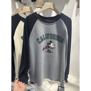 เสื้อยืดคอกลมแขนยาวผู้หญิงฤดูใบไม้ร่วง/ฤดูหนาว ทรงหลวม ลายการ์ตูน ปักลาย ตัดเย็บแบบแยกไหล่ เสื้อผ้าทำงานสไตล์เกาหลี