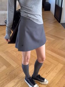 NUMEN BUTTON | Fashionable A-line Midi Skirt for Petite Women