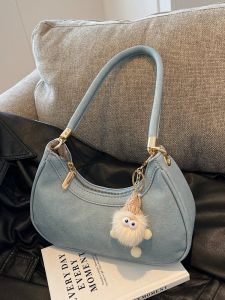Fashionable Underarm Crossbody Bag for Women Casual Commuting Shoulder Bag Spring Summer Trendy Design Ladies Handbag