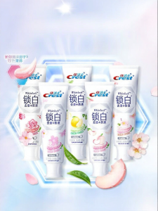 Crest | Oral Care Toothpaste Whitening Breath Freshening