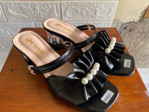Rmg19 sandal wanita terbaru mutiara hak kaca 5cm pesta kekinian viral kondangan