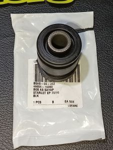 KARET ARM KARET BOSH SAYAP DEPAN TOYOTA STARLET