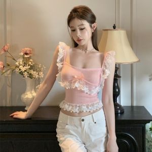 GUZILIAN | เสื้อกล้ามสายเดี่ยวผ้าลูกไม้สีพื้นทรงเข้ารูปสำหรับผู้หญิงในช่วงฤดูร้อน เสื้อสั้นกระชับสัดส่วน เสื้อผ้าทำงานสไตล์หวาน