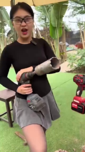 Mũi Khoan Rút Lõi Workfix Phi 63 x 155mm Me Kim Cương Có Đầu Định Tâm Chuôi Dài Tiện Lợi