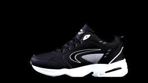 2025 korean sneakers running sport shoes for men casual breathable basketball shoes high top rubber shoes for men
