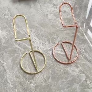 พวงมาลัย ชั้นวาง แท่นห้อย พวงมาลัย แท่นวางพวงมาลัย แท่นแขวนพวงมาลัย สเเตนเลส สีทอง ถวายพระ