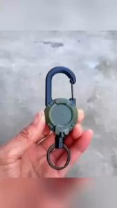 1pcs Heavy Duty Pull Reel Retractable Carabiner Car Key Chain Badge Holder Steel Cord Keychain