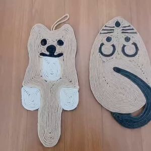 [SG stock] Cat Scratch Board Scratchier Mat Natural Sisal Tom and Jerry Design Scratching Posts