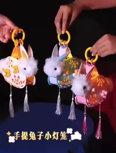 Lồng Đèn Trung Thu Thỏ DIY Vải Nỉ Phát Sáng – Đèn Thủ Công Tự Lắp Ráp Dễ Thương Cho Bé Sáng Tạo