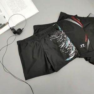 ว่ายน้ำผู้ชาย กางเกงชายใส่สบายคล่องตัวในการเล่นกีฬาทางน้ำ