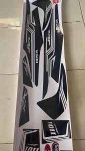 SUPRA FIT NEW (COD) STIKER STRIPING MOTOR HONDA SUPRA FIT NEW - STIKER LIST SIMPLE DESAIN RACING HOLOGRAM DAN TRANSPARAN BISA COD IP.KODE-472