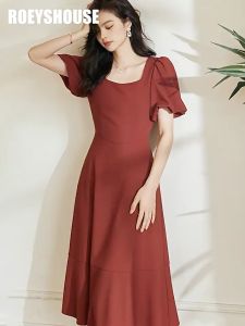 Đầm xoè cổ vuông tay ngắn phồng màu cam đất