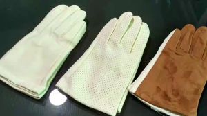 ถุงมือหนังชามัวร์ สำหรับจับชิ้นงานไม่ให้เกิดรอย  (รหัสสินค้า : GJ-018)