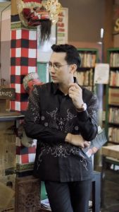 BATIK ARKANZA Motif RENJANA Kemeja Batik Pria Lengan Panjang Slimfit Bahan Katun Lapis Furing