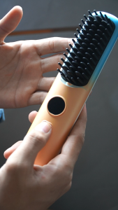 2 in 1 Quick Heated Straight Hair Straightener Comb Hair Comb Curler Heated Curling Comb Fast Heating LED Display Curler Styling Tools Wireless hair straightener