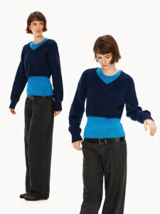 Pilling-Resistant Double Layer V-neck Wool Sweater