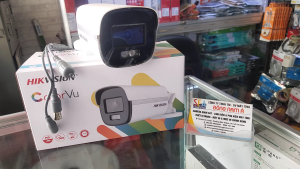 HIKVISION Camera Thân TVI/AHD/CVI/CVBS 5MP có Mic Hồng ngoại 40m có màu 24/7 - DS-2CE12KF0T-FS