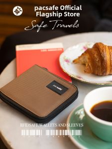 Pacsafe | RFID Blocking Zippered Bifold Wallet
