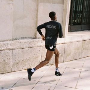 Satisfy Ourlegacy Tai Chi เสื้อยืดแขนยาววิ่งน้ําหนักเบาระบายอากาศแห้งเร็วความชื้น Wicking ป้องกันรังสียูวีสําหรับผู้ชายและผู้หญิง