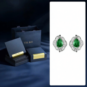 T&H | Luxury Senior & Teacher Gift Jade Necklace